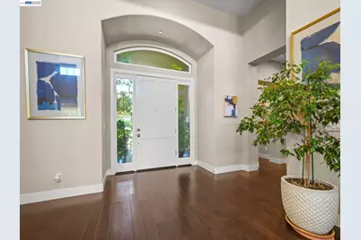 65 Stonebrae Rd, Hayward, CA 94542 - Photo 12