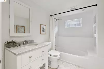 5232 Miles Ave, Oakland, CA 94618 - Photo 56