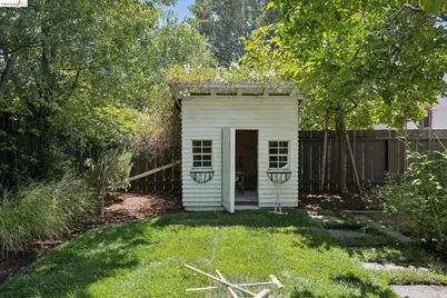 5232 Miles Ave, Oakland, CA 94618 - Photo 62