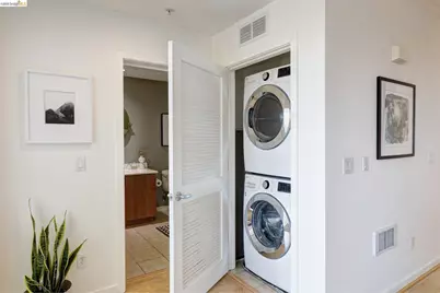 3090 Glascock St #303, Oakland, CA 94601 - Photo 38