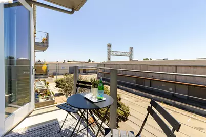 3090 Glascock St #303, Oakland, CA 94601 - Photo 6