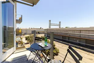 3090 Glascock St, Oakland, CA 94601 - Photo 6