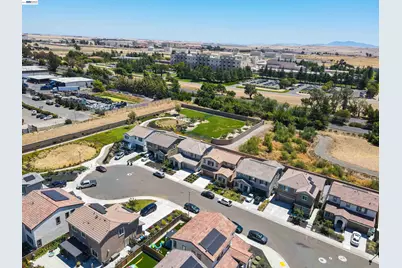 2845 Shaver Ct, Fairfield, CA 94533 - Photo 10