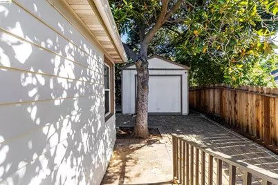 826 Benicia Rd, Vallejo, CA 94591 - Photo 18