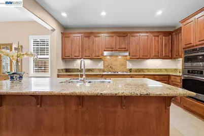 2560 Calabria Ct, Dublin, CA 94568 - Photo 14