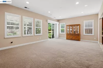 2560 Calabria Ct, Dublin, CA 94568 - Photo 22