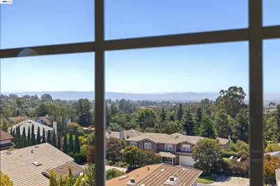 3490 Thompson Pl, Fairview, CA 94541 - Photo 28