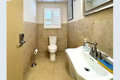 212 9th St. #401, Oakland, CA 94607 - Photo 26