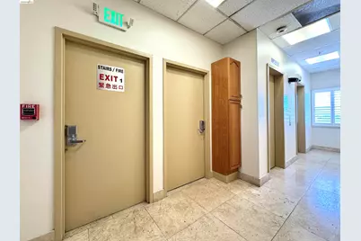 212 9th St. #401, Oakland, CA 94607 - Photo 10