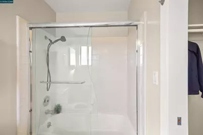 115 Hobart Ave #E, San Mateo, CA 94402 - Photo 24