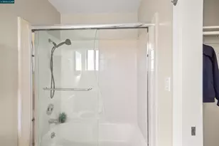 115 Hobart Ave, San Mateo, CA 94402 - Photo 24