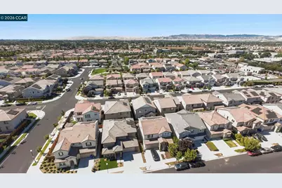 194 Elk Creek Dr, Brentwood, CA 94513 - Photo 38