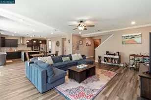 194 Elk Creek Dr, Brentwood, CA 94513 - Photo 10