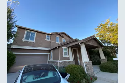 1043 Ashbridge Bay Dr, Pittsburg, CA 94565 - Photo 2