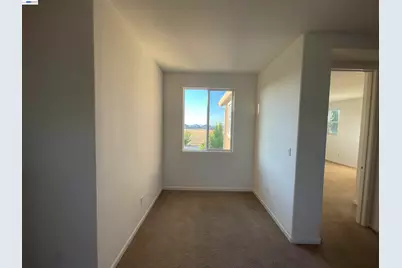 1043 Ashbridge Bay Dr, Pittsburg, CA 94565 - Photo 28