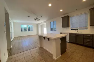 1043 Ashbridge Bay Dr, Pittsburg, CA 94565 - Photo 4
