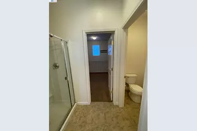 1043 Ashbridge Bay Dr, Pittsburg, CA 94565 - Photo 22