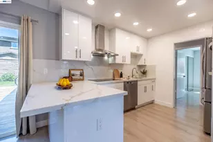 38475 Jacaranda Dr, Newark, CA 94560 - Photo 10
