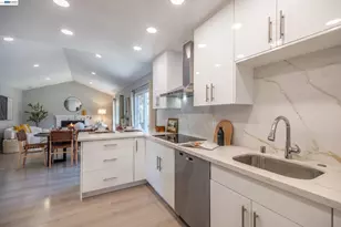 38475 Jacaranda Dr, Newark, CA 94560 - Photo 12