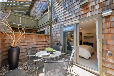 611 Harbor Rd, Alameda, CA 94502 - Photo 58