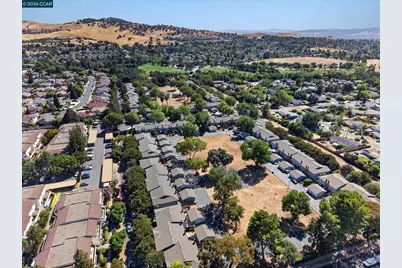 1454 Newhall Parkway, Concord, CA 94521 - Photo 36
