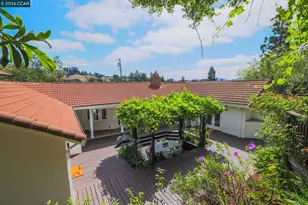 10 Darnby Ct, Orinda, CA 94563 - Photo 46