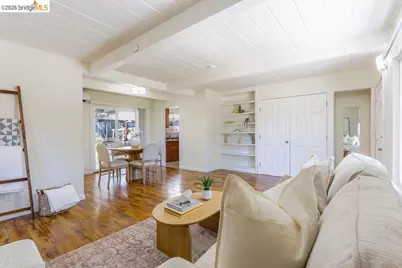 2081 Brook St, Concord, CA 94520 - Photo 8