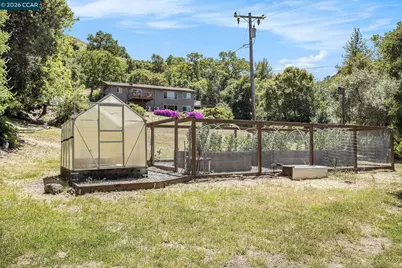 5745 Alhambra Valley Rd, Martinez, CA 94553 - Photo 36