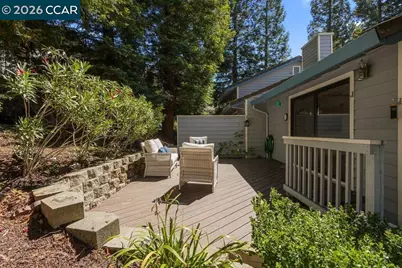 5 Via Barcelona, Moraga, CA 94556 - Photo 38