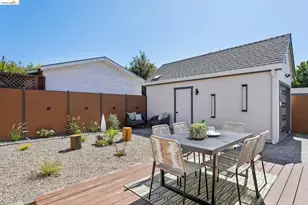 1370 Hearst Ave, Berkeley, CA 94702 - Photo 40