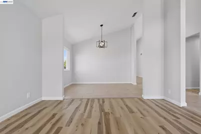 247 Sparrow Dr, Hercules, CA 94547 - Photo 8