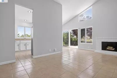 247 Sparrow Dr, Hercules, CA 94547 - Photo 14