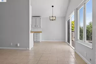247 Sparrow Dr, Hercules, CA 94547 - Photo 16