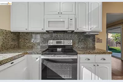 2216 Nido Court, Antioch, CA 94509 - Photo 10