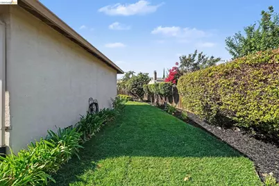2216 Nido Court, Antioch, CA 94509 - Photo 28