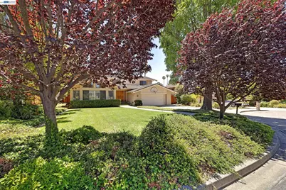 147 Guadalupe Ter, Fremont, CA 94539 - Photo 2