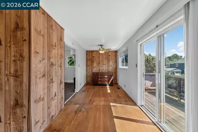 2210 Orange St, Martinez, CA 94553 - Photo 12
