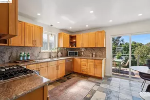 8427 Ney Ave, Oakland, CA 94605 - Photo 14