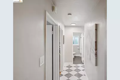 8427 Ney Ave, Oakland, CA 94605 - Photo 38