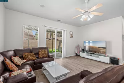 2408 Amber Elm, Modesto, CA 95355 - Photo 4