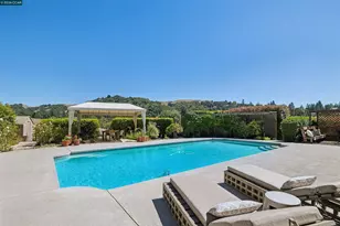 267 Fernwood Dr, Moraga, CA 94556 - Photo 32