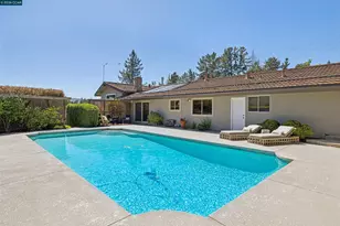 267 Fernwood Dr, Moraga, CA 94556 - Photo 34
