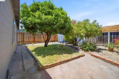 5409 Fleming Ave, Oakland, CA 94619 - Photo 30