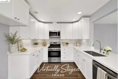 1055 105th Ave, Oakland, CA 94603 - Photo 16