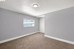 1055 105th Ave, Oakland, CA 94603 - Photo 22