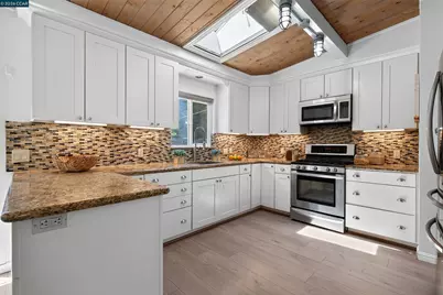 42 Mayo Ln, Walnut Creek, CA 94597 - Photo 10