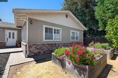 42 Mayo Ln, Walnut Creek, CA 94597 - Photo 4