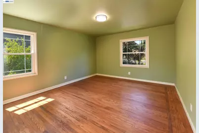 350 Strand Ave, Pleasant Hill, CA 94523 - Photo 8