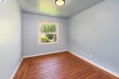 350 Strand Ave, Pleasant Hill, CA 94523 - Photo 10