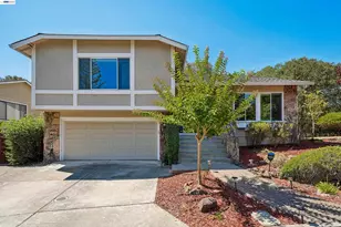 135 St Germain Ln, Pleasant Hill, CA 94523 - Photo 4